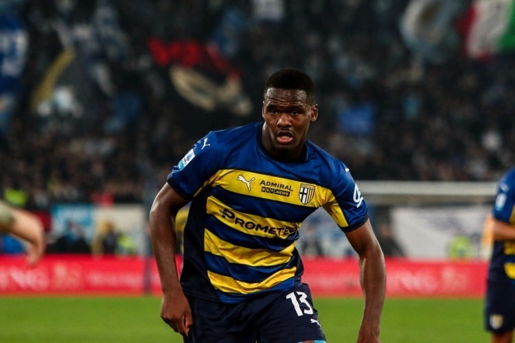 的凝聚力与 的凝聚力与